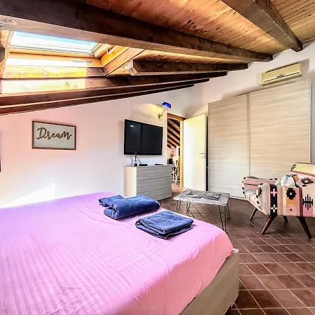 Luxury Beachfront Ferienhaus Marina Di Carrara